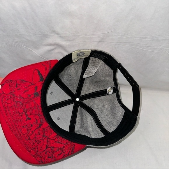 DC Comics Hat Men's Gray Red‎ The Flash Adjustable Snapback Embroidered Logo Cap - Picture 7 of 11